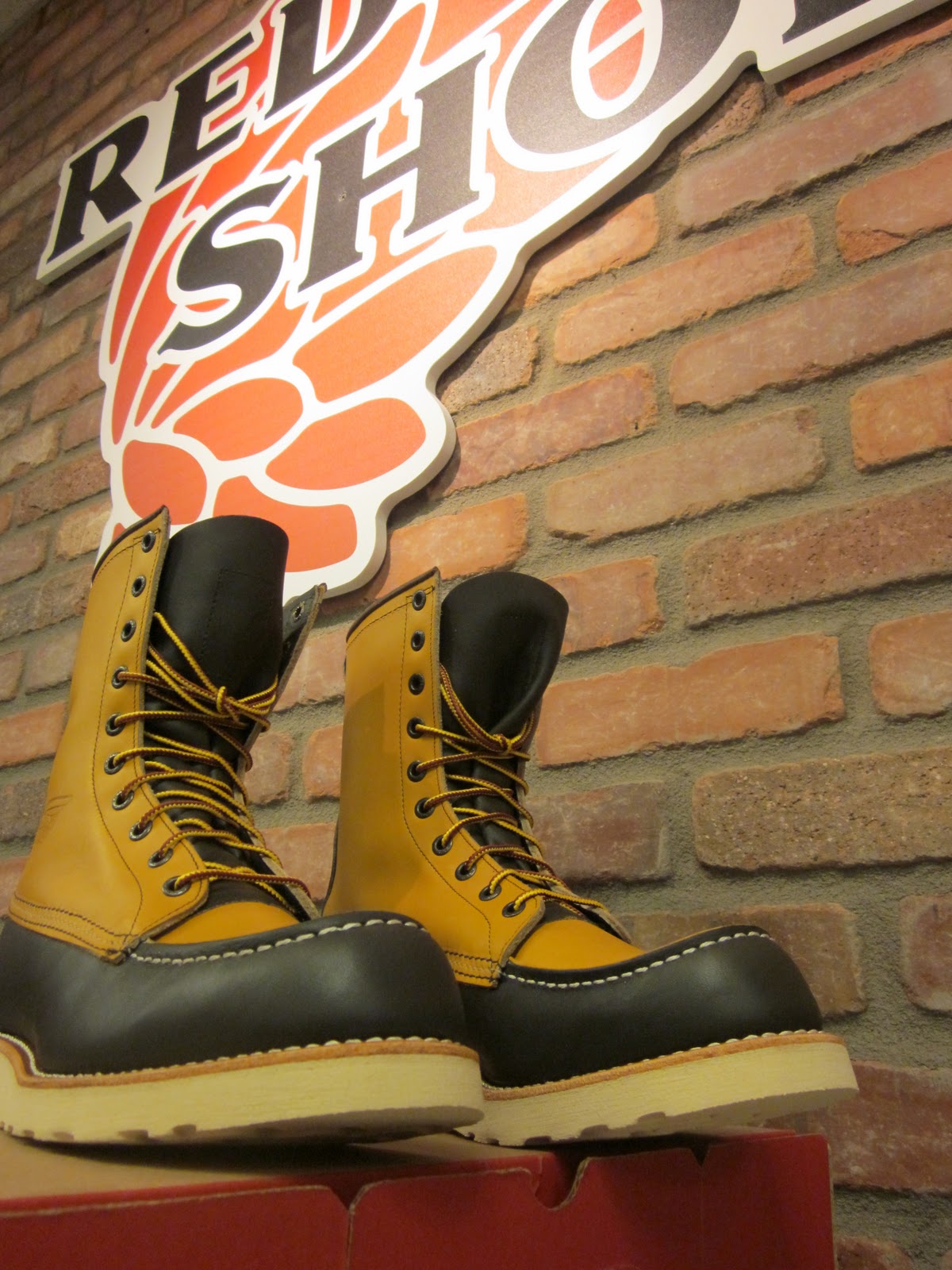 red wing packer boots