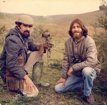 EL PINTOR CON SU AMIGO JUAN Y UN GAVILÁN