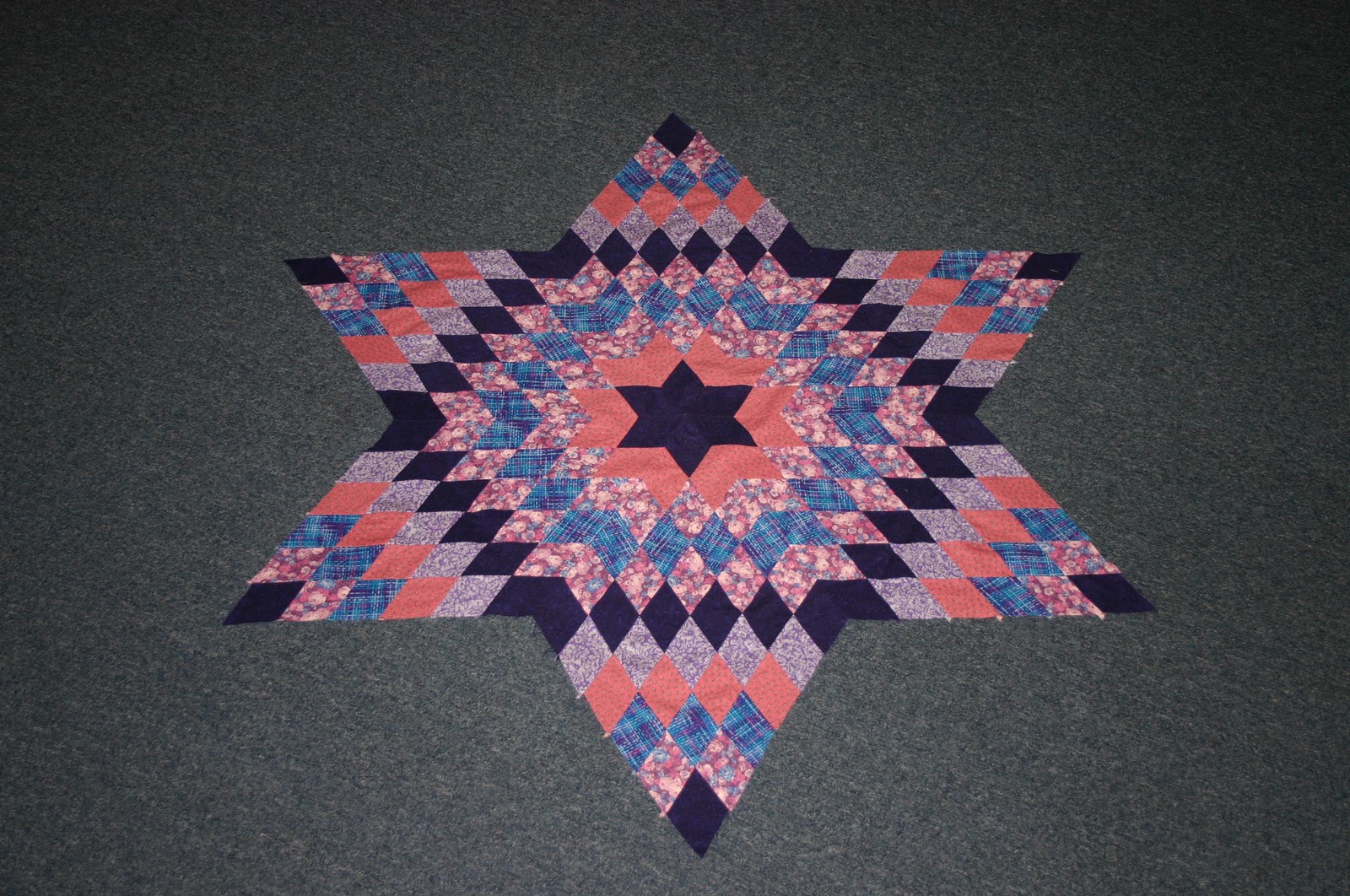 Scrappy Happy Starfishy 6 Pointed Star Quilt Progress