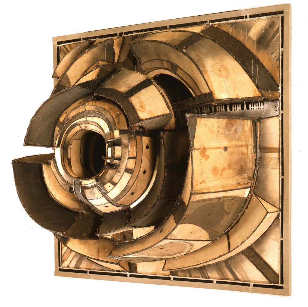 [Lee+Bontecou-8k.jpg]