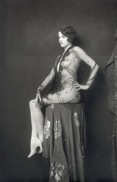 [zieg-girl-8.jpg]