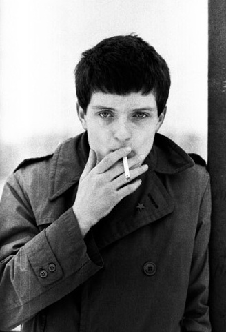 [ian+curtis-02.jpg]