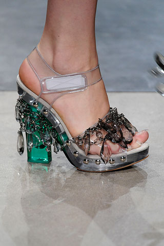 [prada-7.jpg]