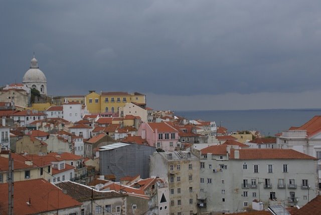 [lisboa+à+chuva.bmp]