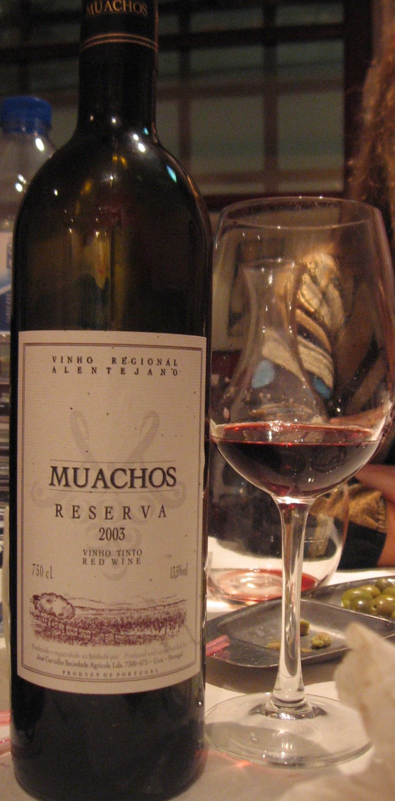 [Muachos_Reserva03.jpg]
