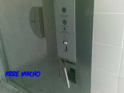 Caixa das esmolas da wc