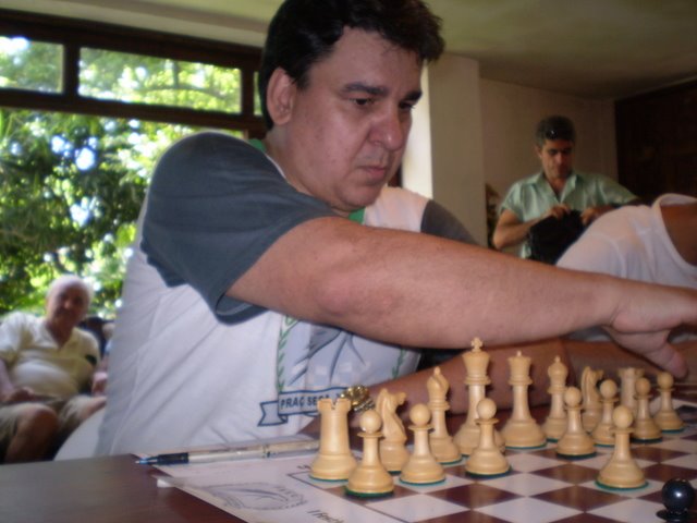 Angolano pode sagrar-se Grande Mestre em xadrez - Mais modalidades - SAPO  Desporto