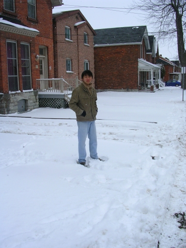 [standing_snow.JPG]
