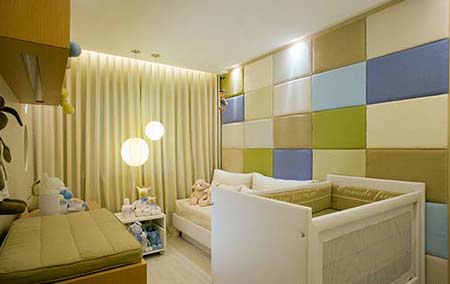 Dormitorio para bebe varon o mujer decorado con celeste, marfil ...
