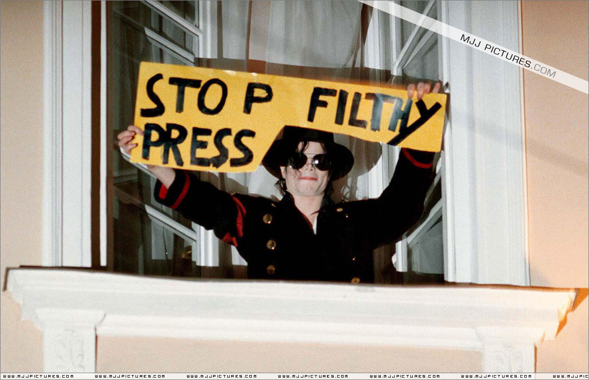 JORD'S Tabloid Junkie (HIStory)