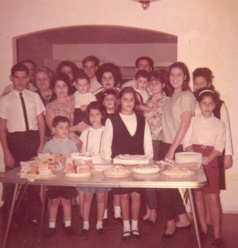 La Familia Lopez del Nautico: La Familia Lopez del Valle - English version