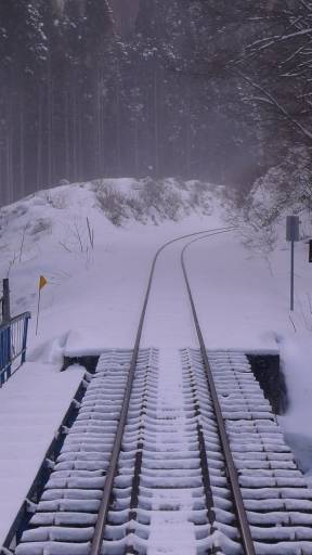 雪煙が