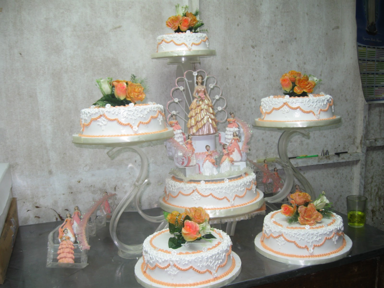 TORTAS DE ROSITA: Tortas Quinceañera