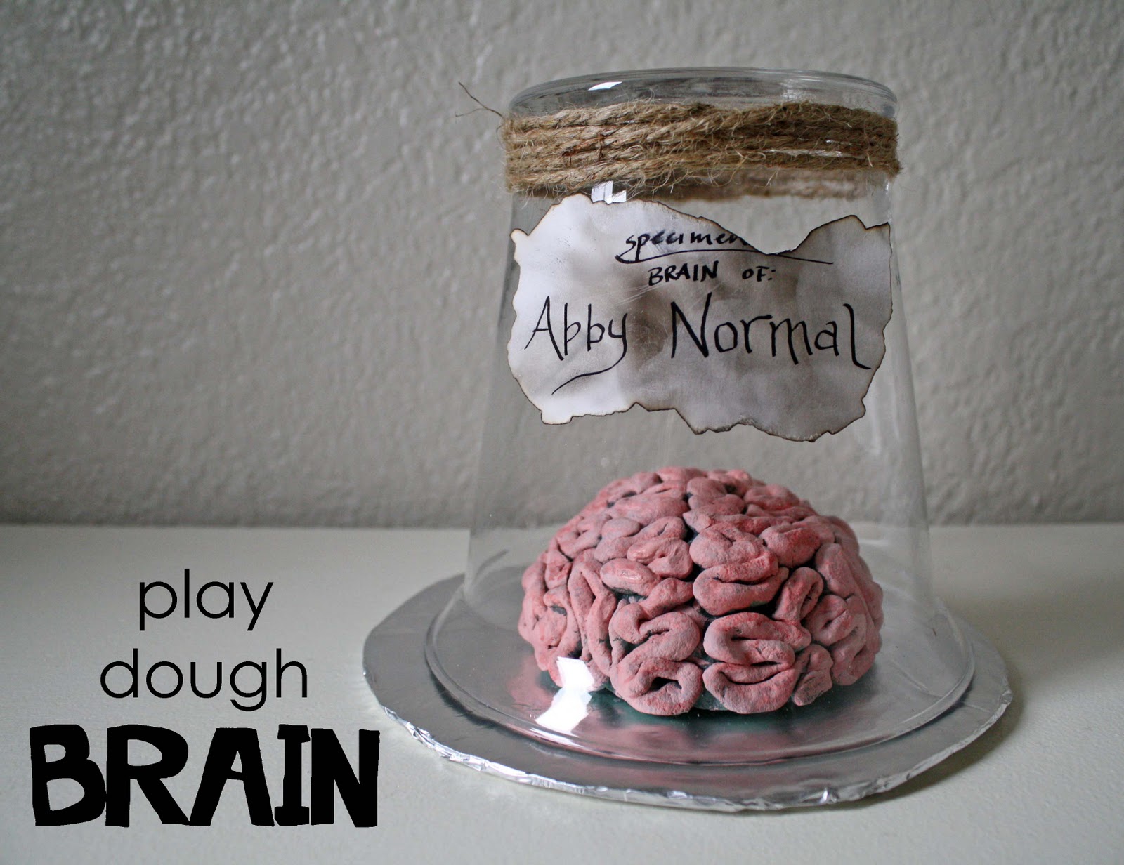 Running With Scissors Brain Halloween Decor