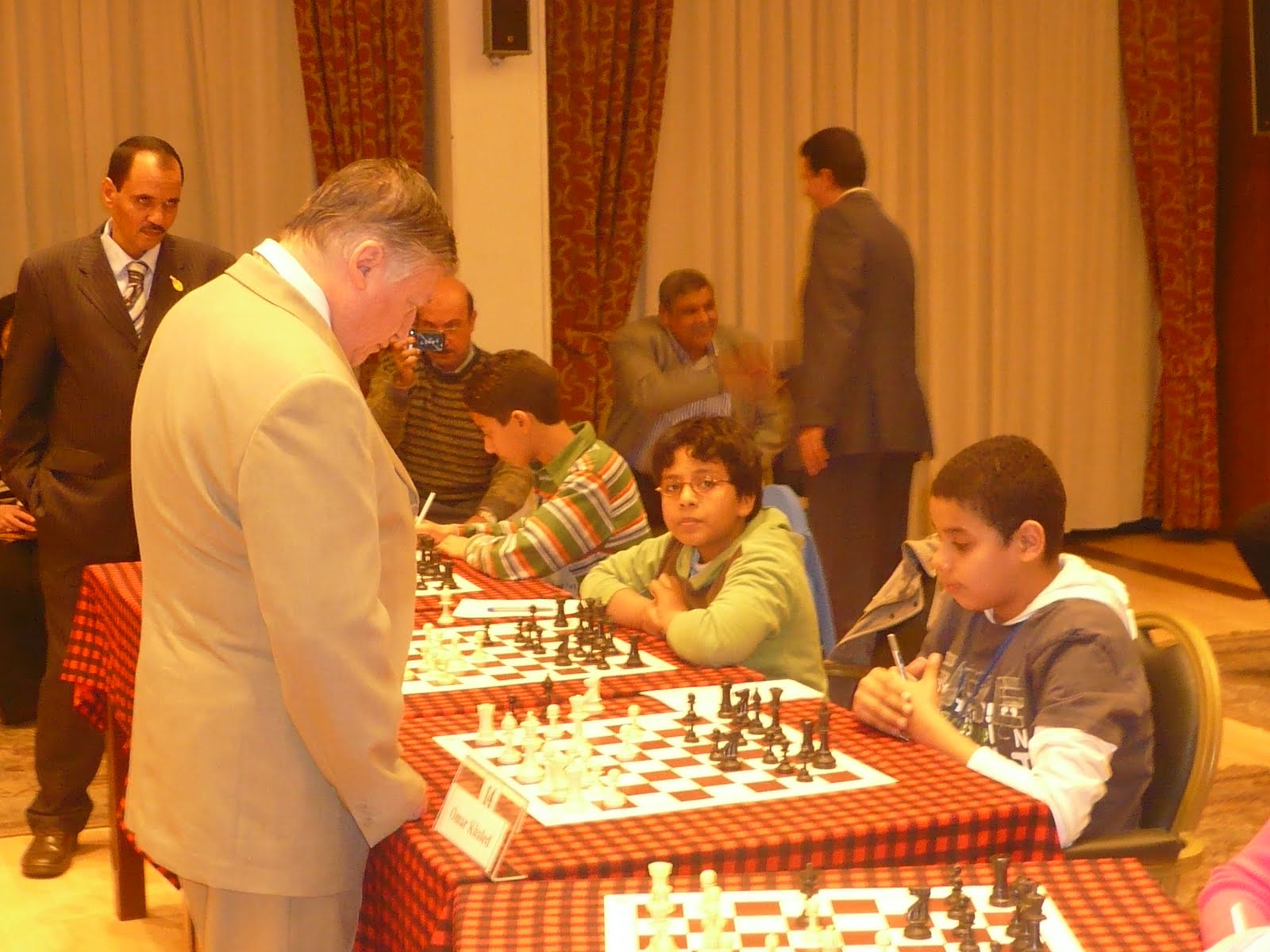 World chess champion Anatoly Karpov having a simultaneous display