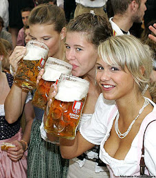 GERMAN_BEER_GIRLS.jpg