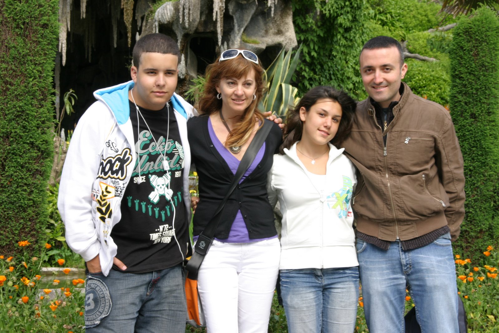 [IMG_3708.JPG]