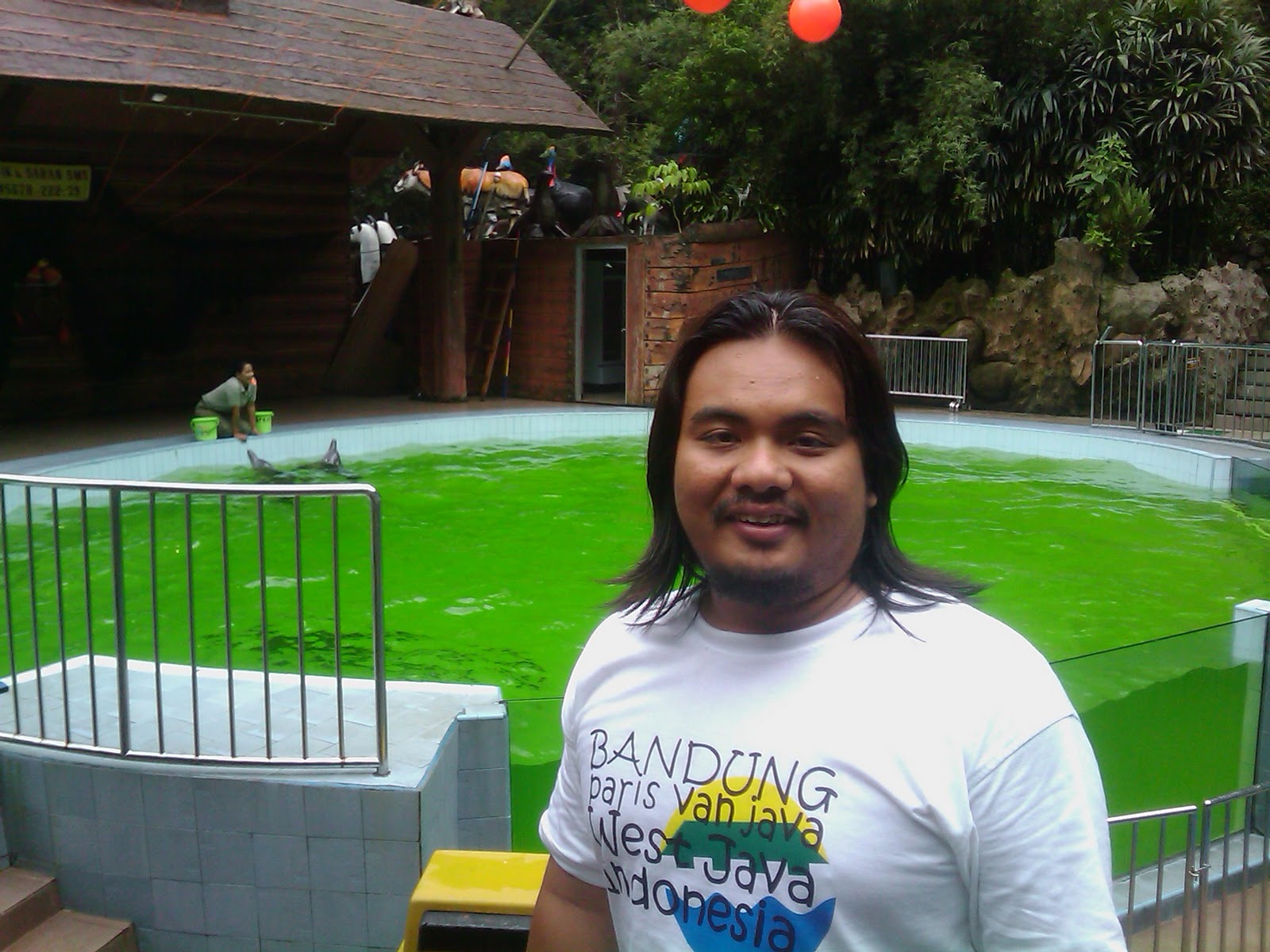 TAMAN SAFARI INDONESIA