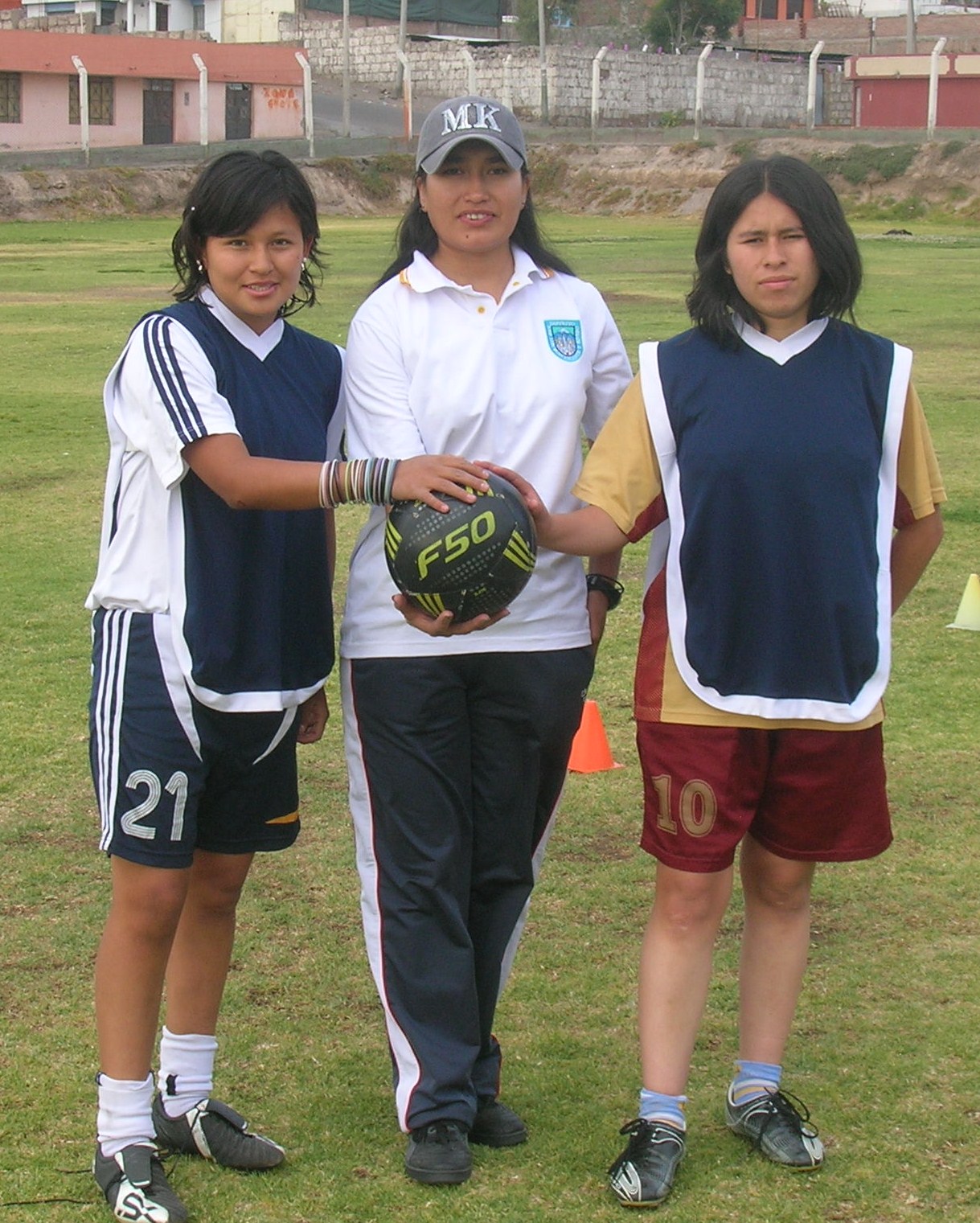 [Futbol+Femenino.JPG]