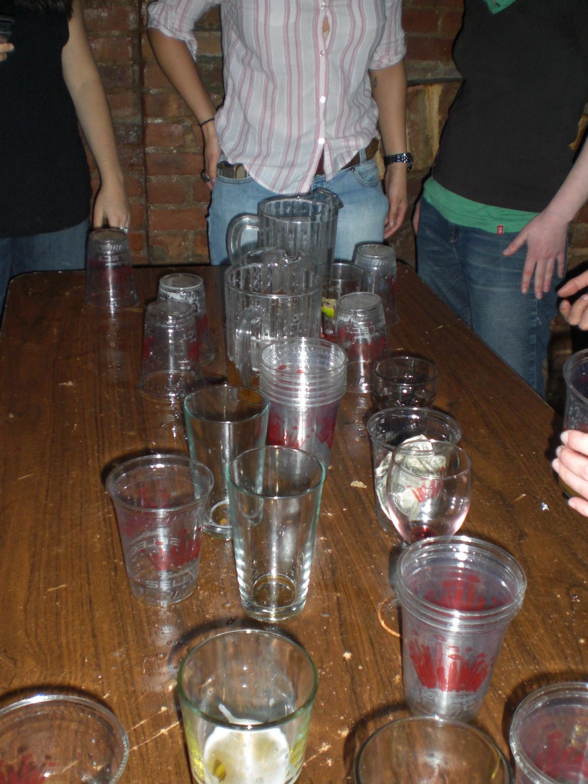 [FlipCupTable.JPG]