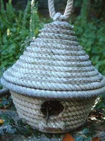 AnimalBytes: New Year's Cleaning - Bird Houses