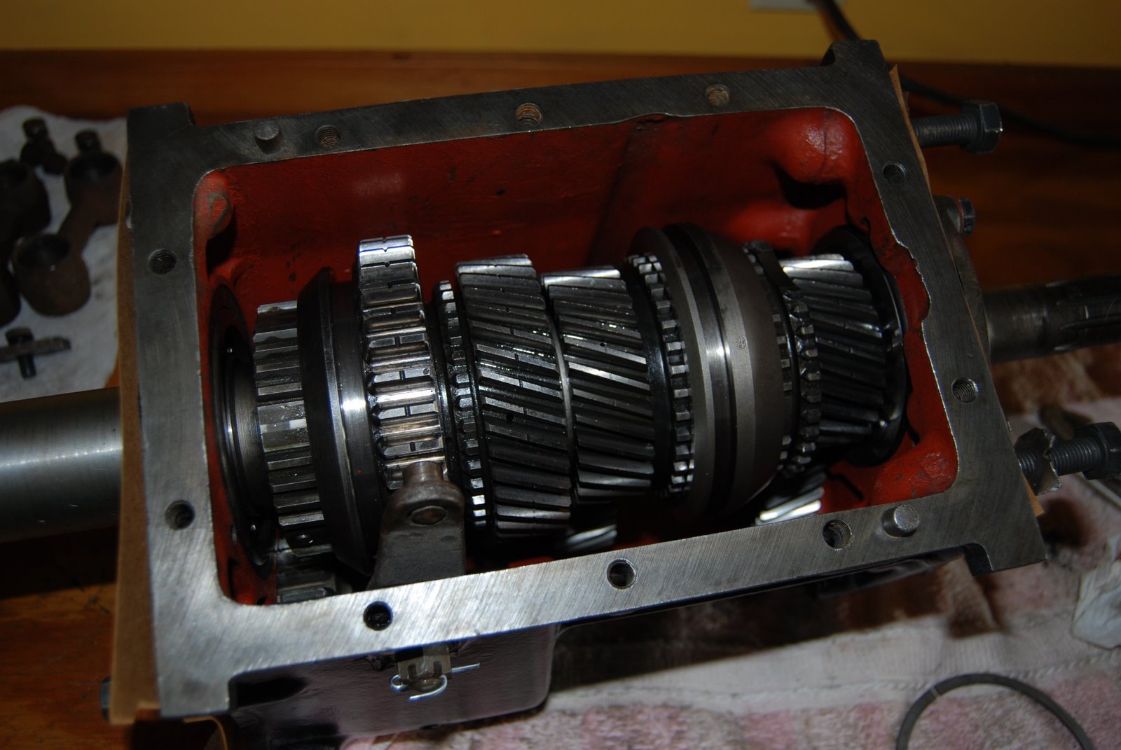 Peahen Racing Moss Gearbox cont'd