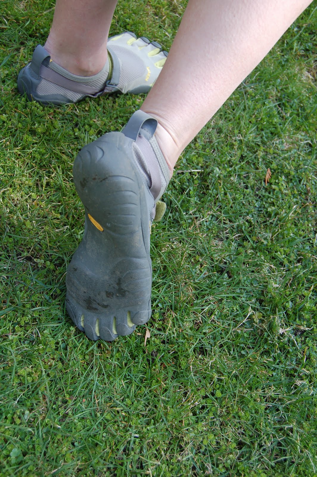 vibram five fingers kids