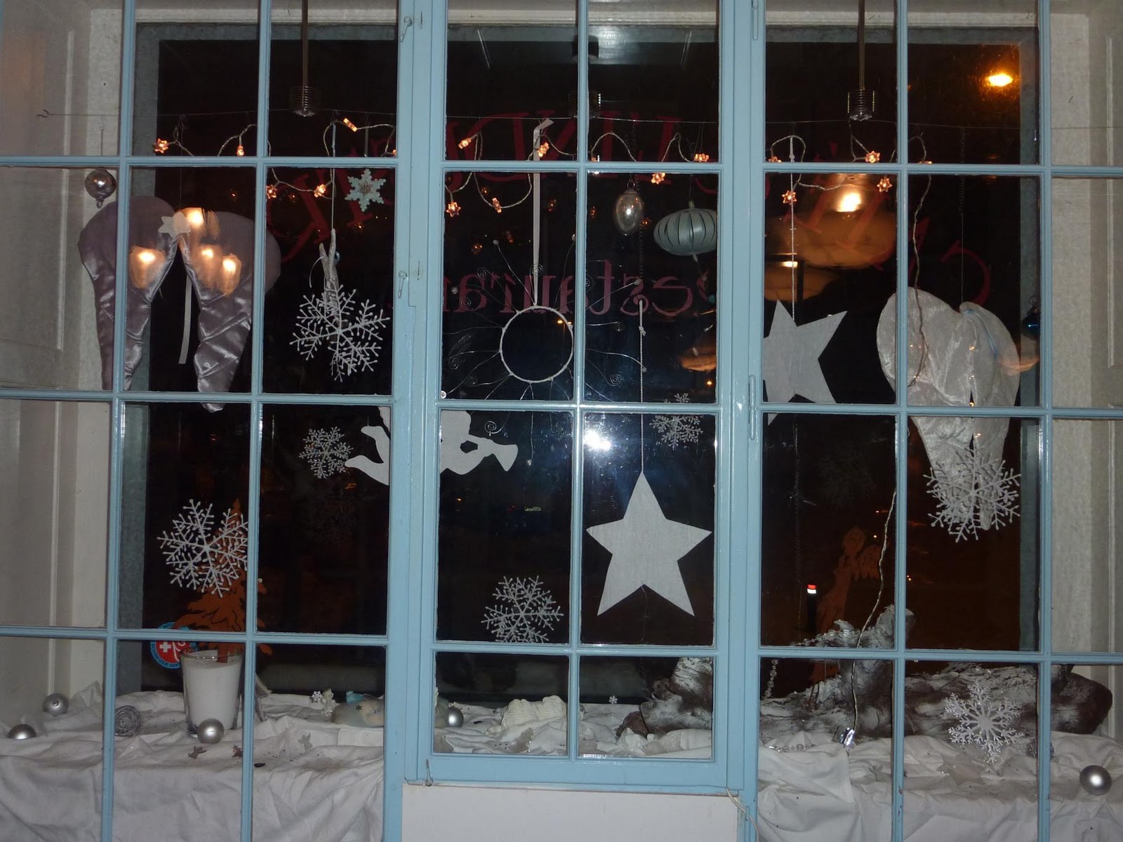 Mohnblueme Weihnachts Schaufenster Deko