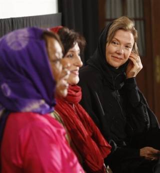 [bening+woodard.jpg]