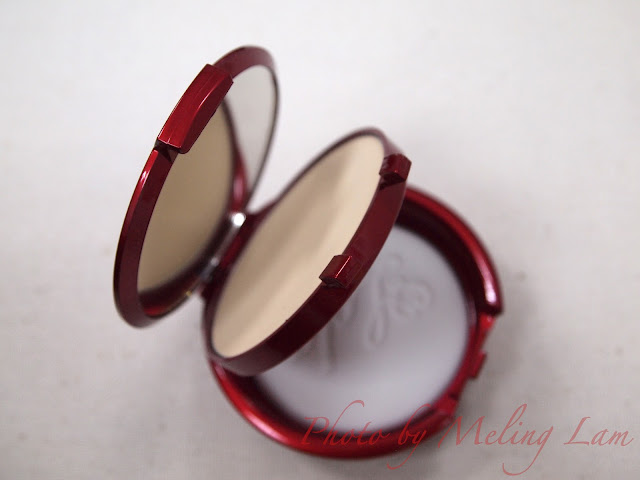lola compact powder foundation
