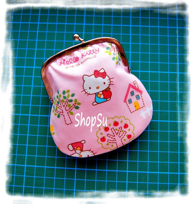 [hello+kitty.jpg]