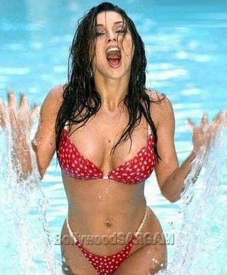 Mallika Sherawat to do Horror