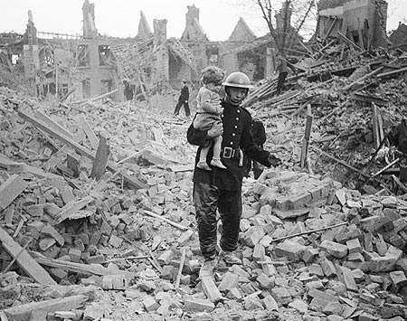 define blitzkrieg ww2 define blitzkrieg ww2