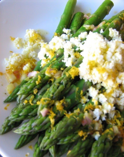 Meet Me in the Kitchen Asparagus with Chopped Egg and Vinaigrette