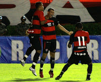 Foto: Vitória 3 x 1 Atlético-BA - 23/04/09