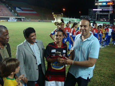 Larissa Chelles - EC Vitória