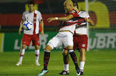 Júnior - EC Vitória