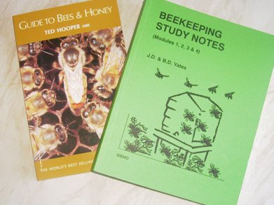[BEEKEEPING+BOOKS.bmp]