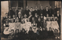 Hertelendyfalvi iskolás színjátszók, 1900 után.jpg