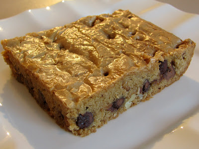 Chocolate Chip and Walnut Blondies