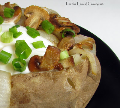 Baked Potato with Caramelized Mushrooms and Onions