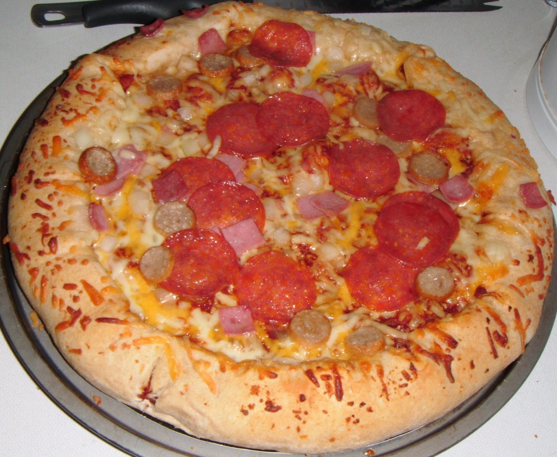 FOODSTUFF FINDS Chicago Town TakeAway The XFactor Pizza (Sainsbury’s)