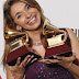 SORAYA  MORAES  FATURA  TRÊS GRAMMY ( triunfo da musica cristã)