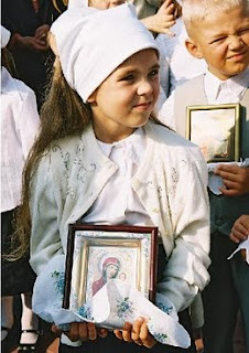 http://2.bp.blogspot.com/_LaBnKY3Tl98/TCMDjTvzSII/AAAAAAAADpU/R0sWmck8h1Y/s320/1-aaaOrthodoxChildren.jpg