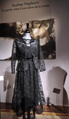 Dress Worn By Hepburn Sold For 920000 update hepburn auction december 8 2009 content Dress Worn By Hepburn Sold For 920000 update hepburn auction december 8 2009 content