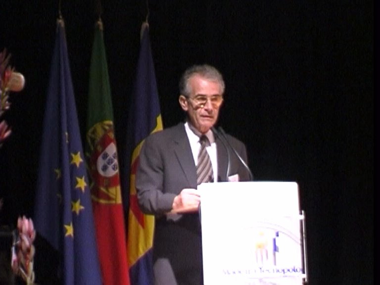 [Agostinho+Macedo+Cong+CM+2000+3.bmp]