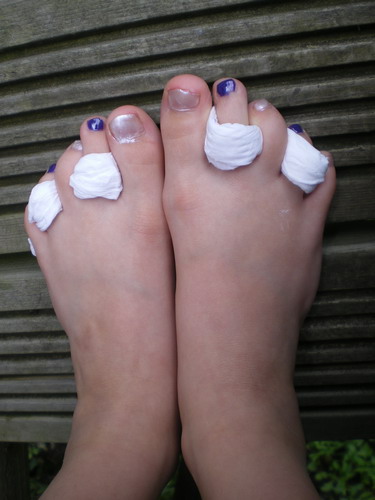 [nails+ruby.jpg]