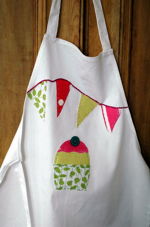 [Design-an-apron+Pinks+-+Copy.JPG]