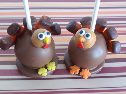 Cake Pop and Cake Ball Ideas: Thanksgiving Turkey Cake Pop