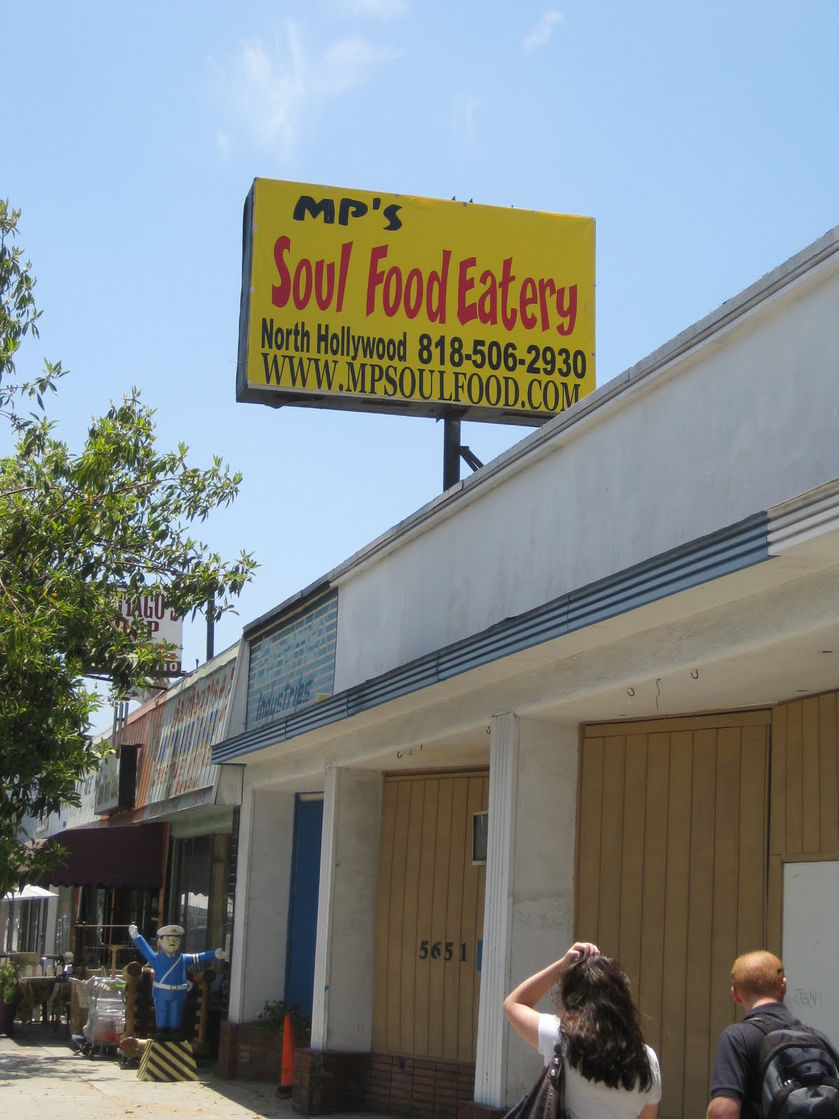 The Savory Hunter Miss Peaches Fried Chicken